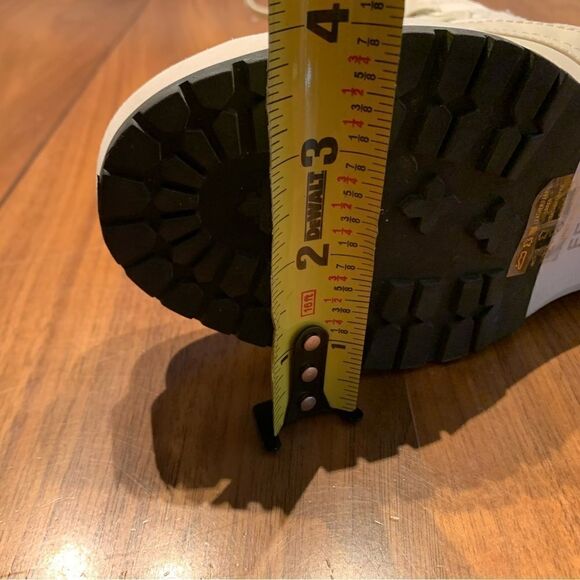 Fendi biker/combat boot, off white, never worn, zipper close, leather, size 4 - Picture 15 of 16